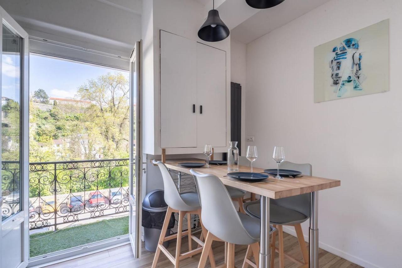 Superbe Appartement Dans Le Centre Historique Poitiers Exteriör bild